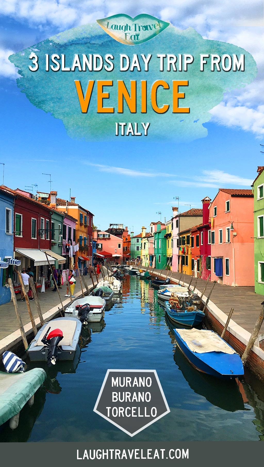 A trip to Venice isn't complete until you visit the islands. Short on time, here's our review of viator tour to Murano, Burano & Torcello so we could see it all in one day! #Murano #Burano #Torcello #Venice #Italy