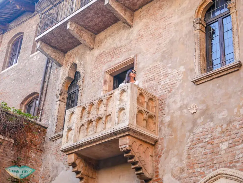 casa di giulietta me on balcony verona italy