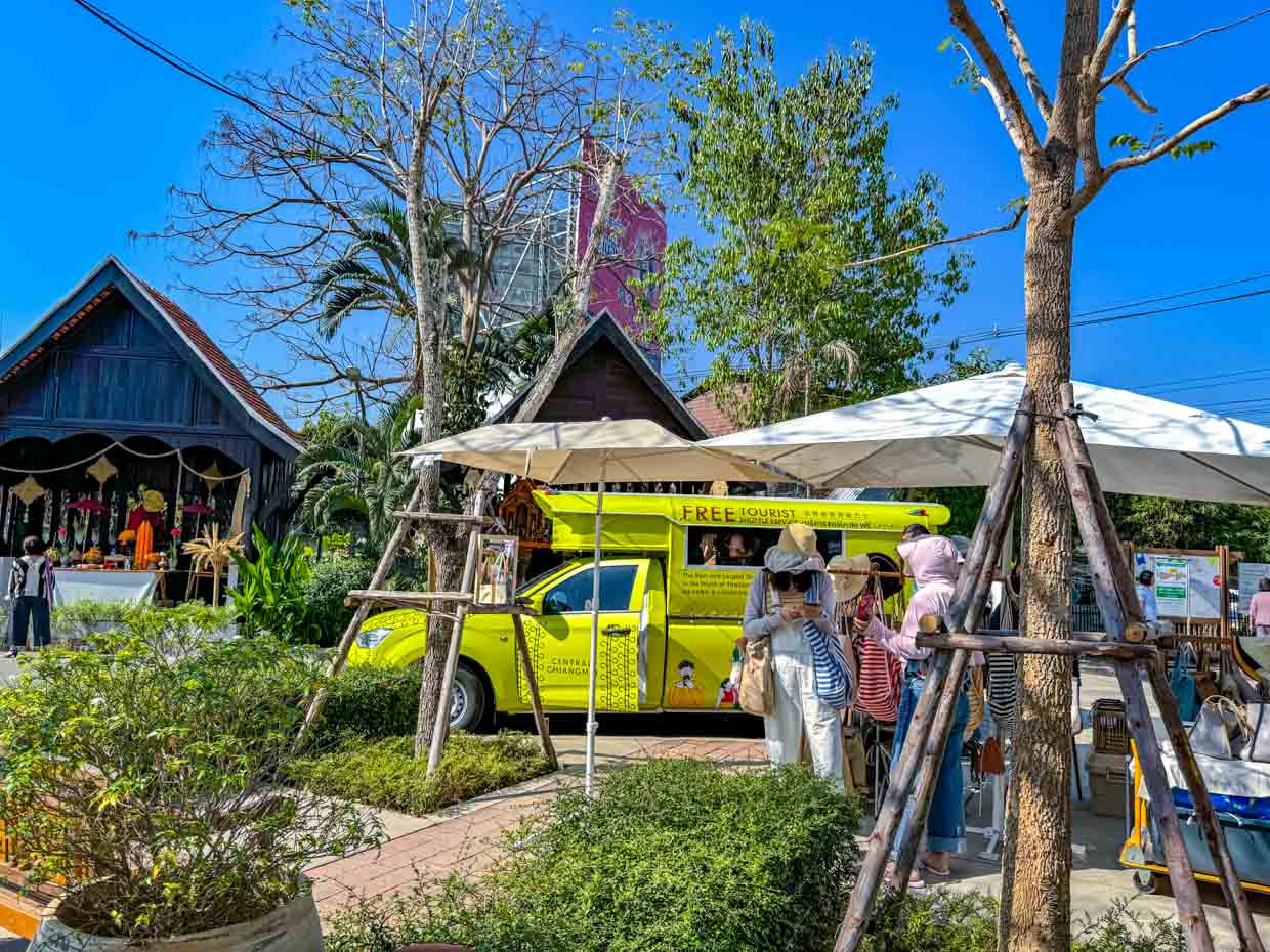 free shuttle Jingjai market Chiang Mai Thailand - laugh travel eat