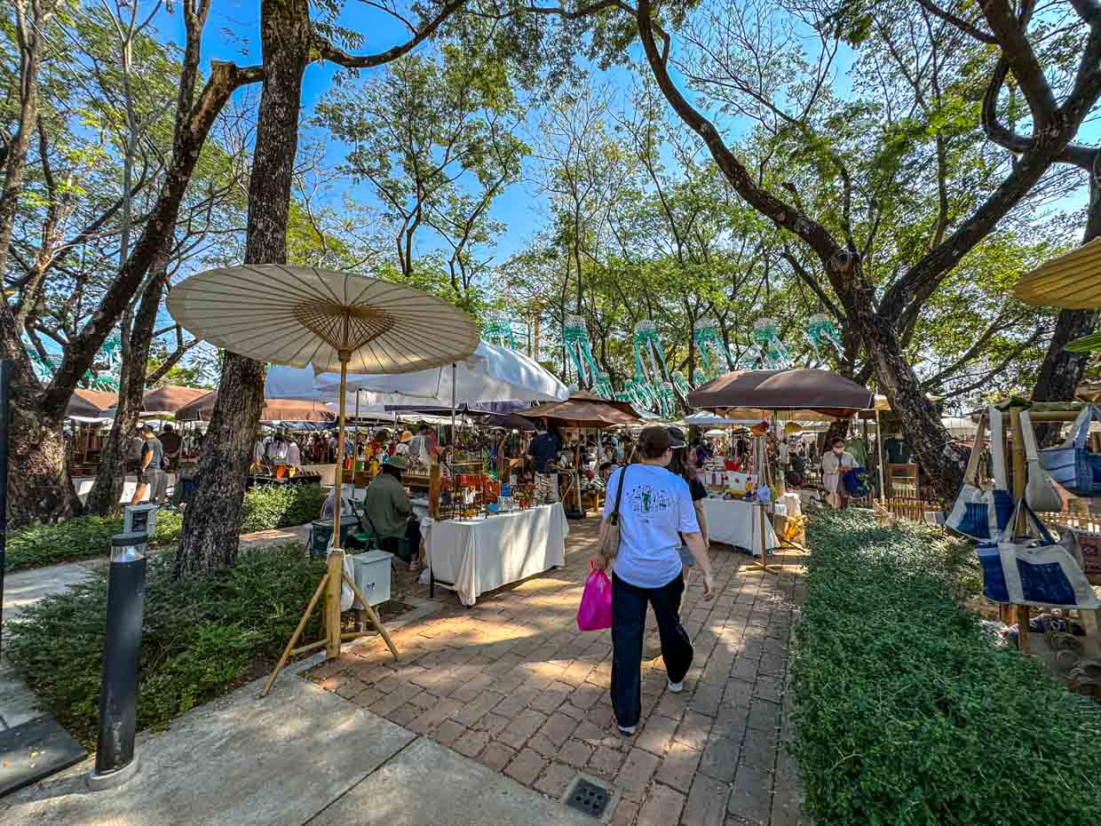 Jingjai market Chiang Mai Thailand - laugh travel eat