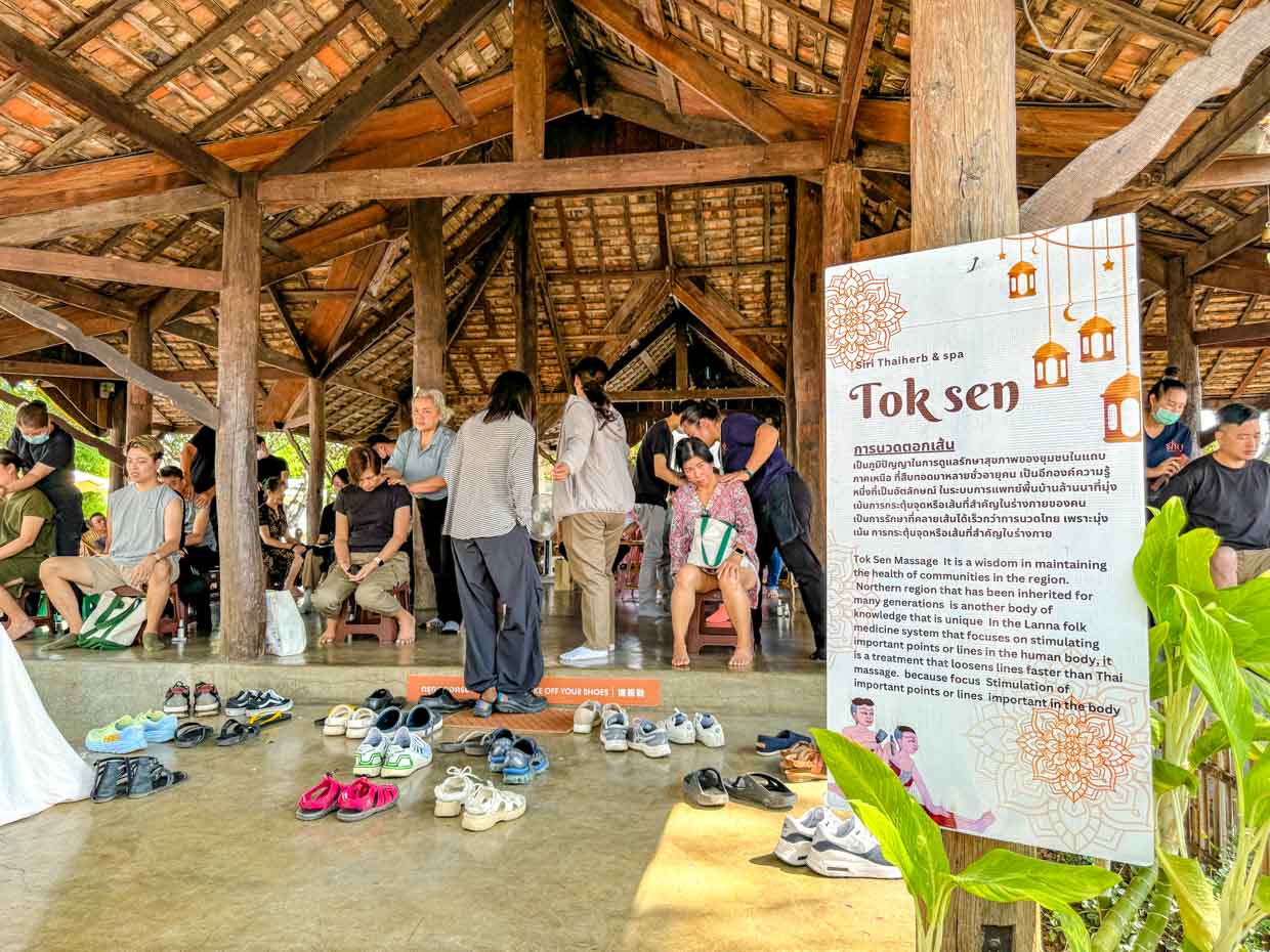 massage corner Jingjai market Chiang Mai Thailand - laugh travel eat