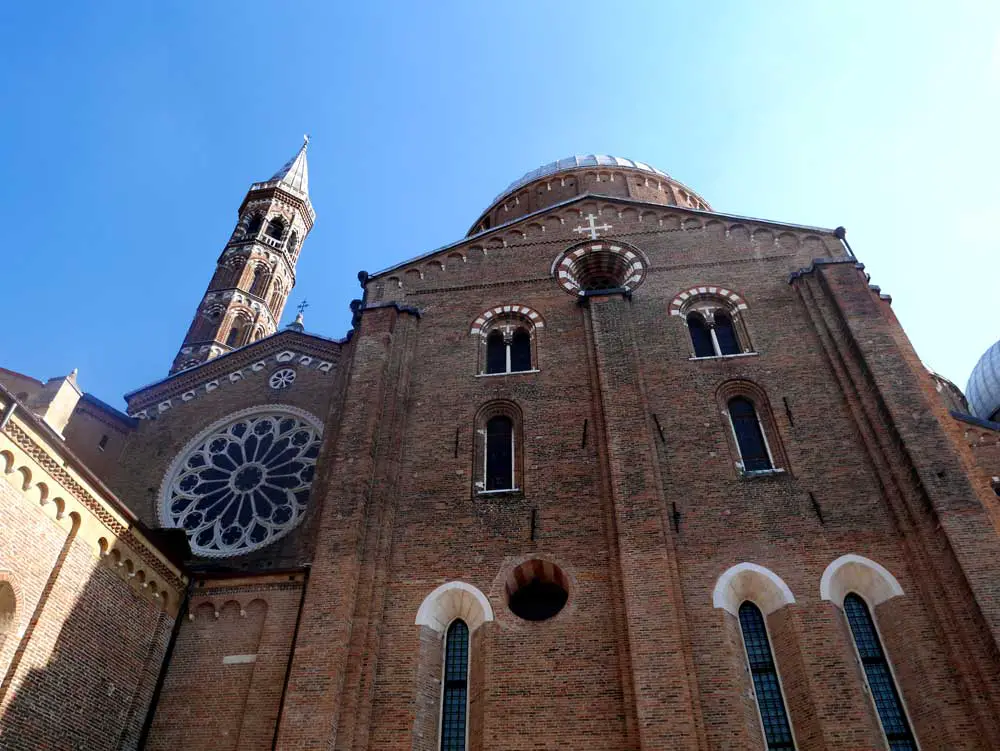 Saint Antonio Bascillica, Padua, Veneto, Italy | Laugh Travel Eat