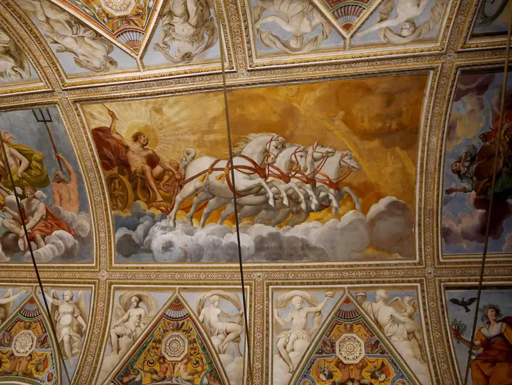 ceiling fresco in the Hall of mirrors, Ducal Palace, Mantua, Italy | Laugh Travel Eat