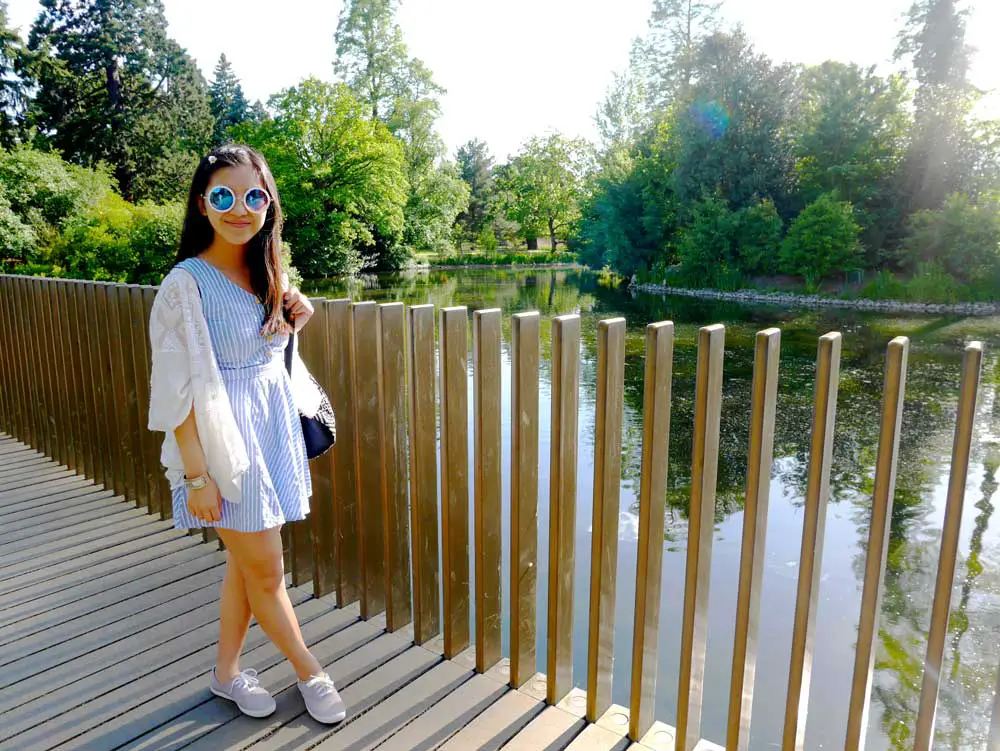 Sackler Crossing