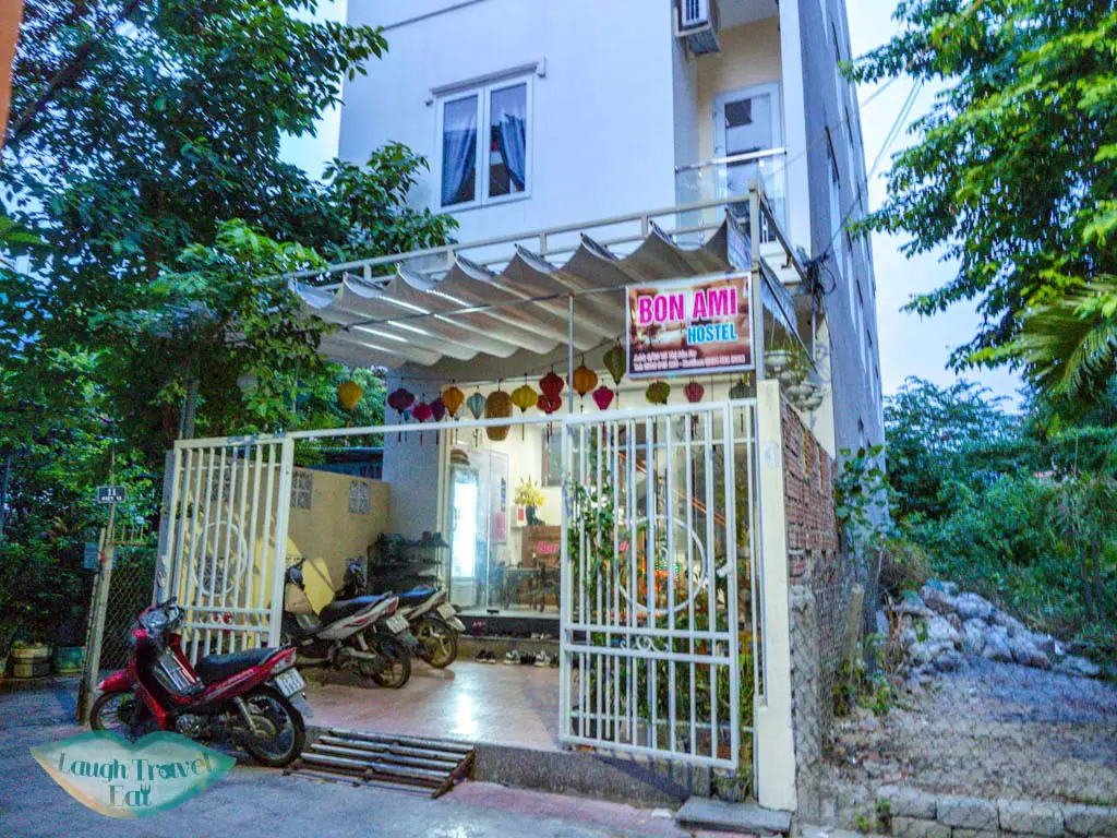 bon ami hostel hue vietnam - laugh travel eat