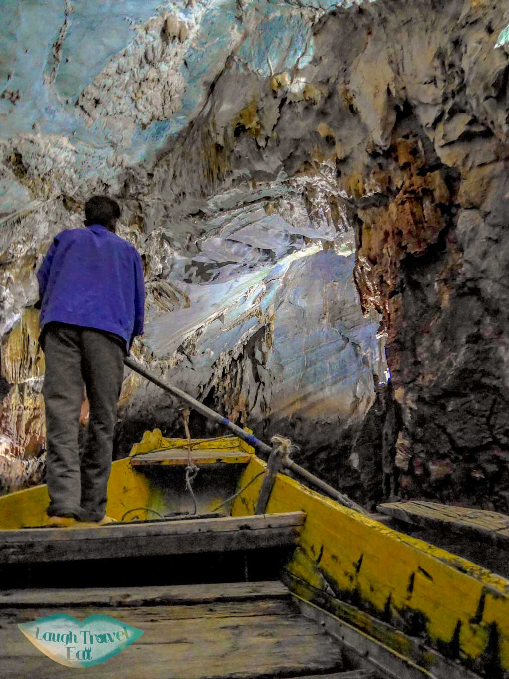 paddling in phong nha cave phong nha vietnam - laugh travel eat-2