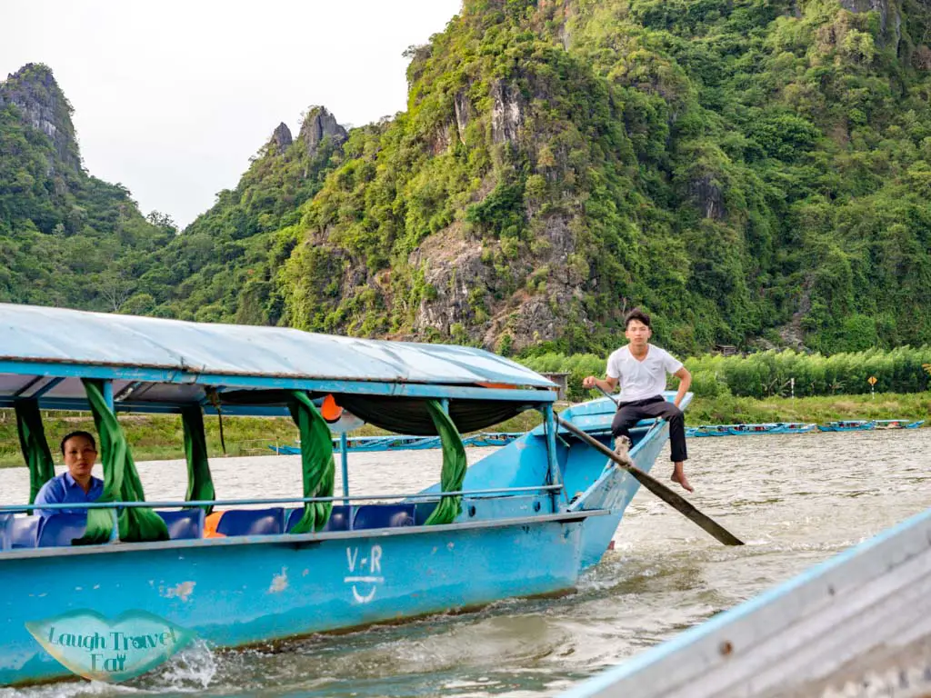 tourist boat to phong nha cave phong nha vietnam - laugh travel eat
