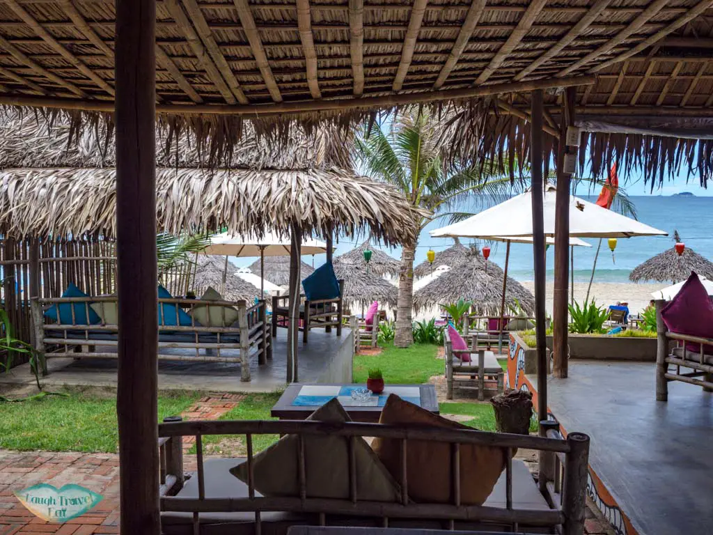 soul kitchen decor an bang beach vietnam - laugh travel eat