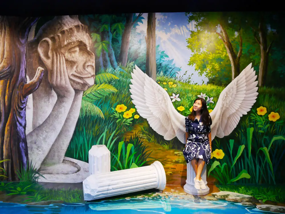 Trickeye Museum, The Ultimate Guide to the Peak, Hong Kong | Laugh Travel Eat