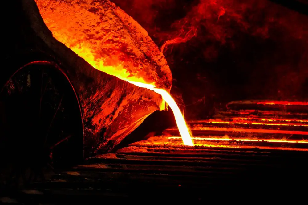 Molten Metal | Laugh Travel Eat