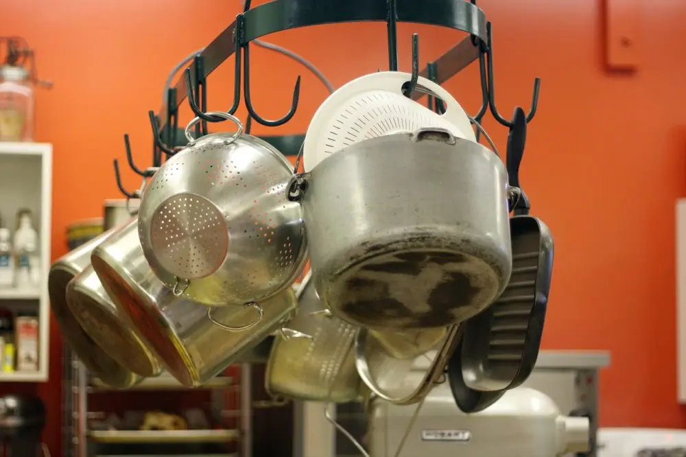 Pots and pans | Laugh Travel Eat