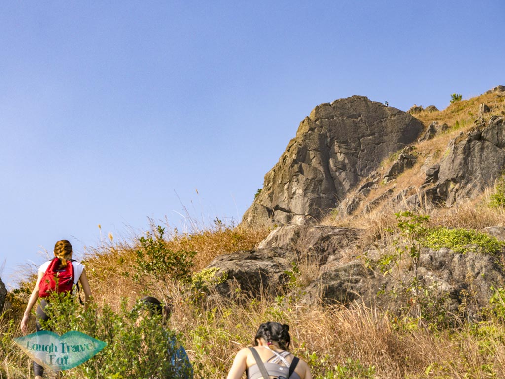 trail up from left of split suicide cliff kowloon hong kong - laugh travel eat-7