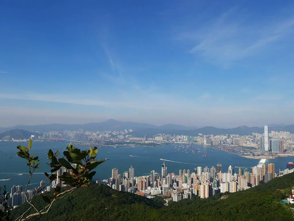 西高山往北望西九龍,香港