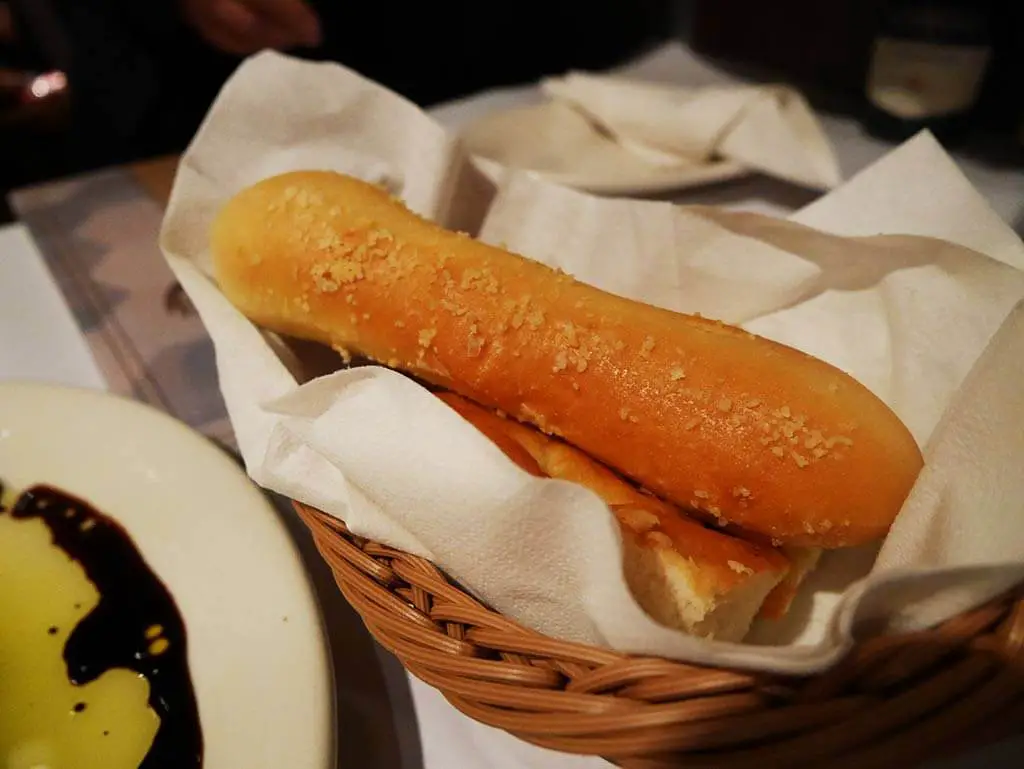 Free bread basket at Amoroni, Festive Walk, Kowloon Tong, Hong Kong | Laugh Travel Eat