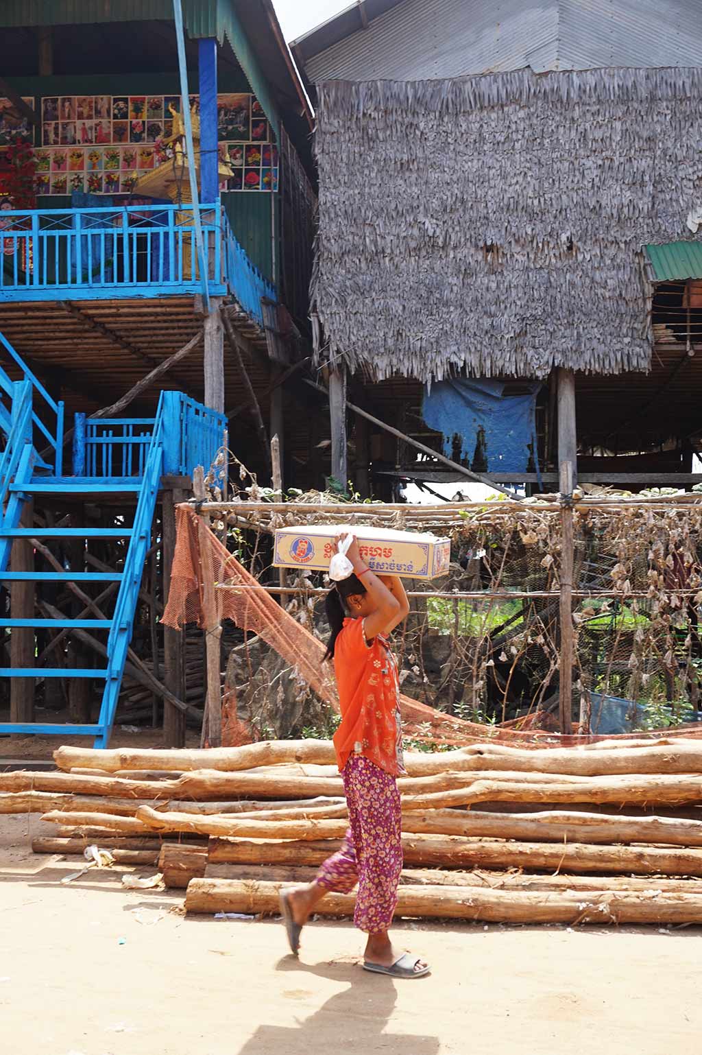 Children at Kampong Pluk floating village, Siem Reap, Cambodia | Laugh Travel Eat
