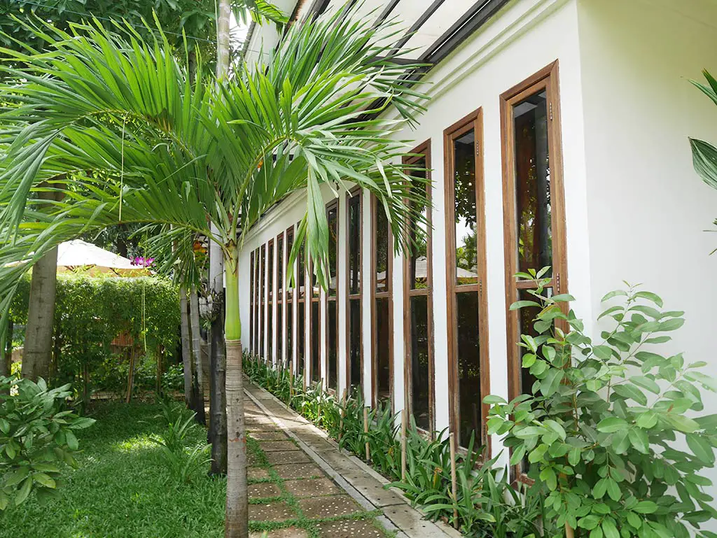 le residence blanc d'angkor hotel, siem reap, cambodia | Laugh Travel Eat