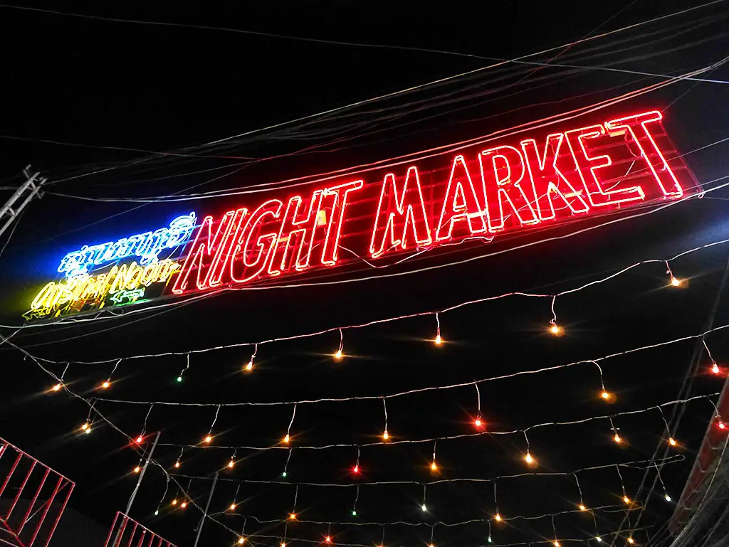 Siem Reap Night Market, Cambodia | Laugh Travel Eat