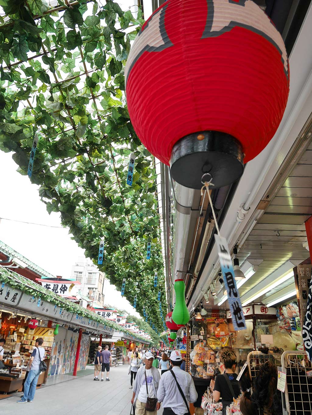 Nakamise Street, Sensoji, asakusa, taito, tokyo, japan | Laugh travel Eat