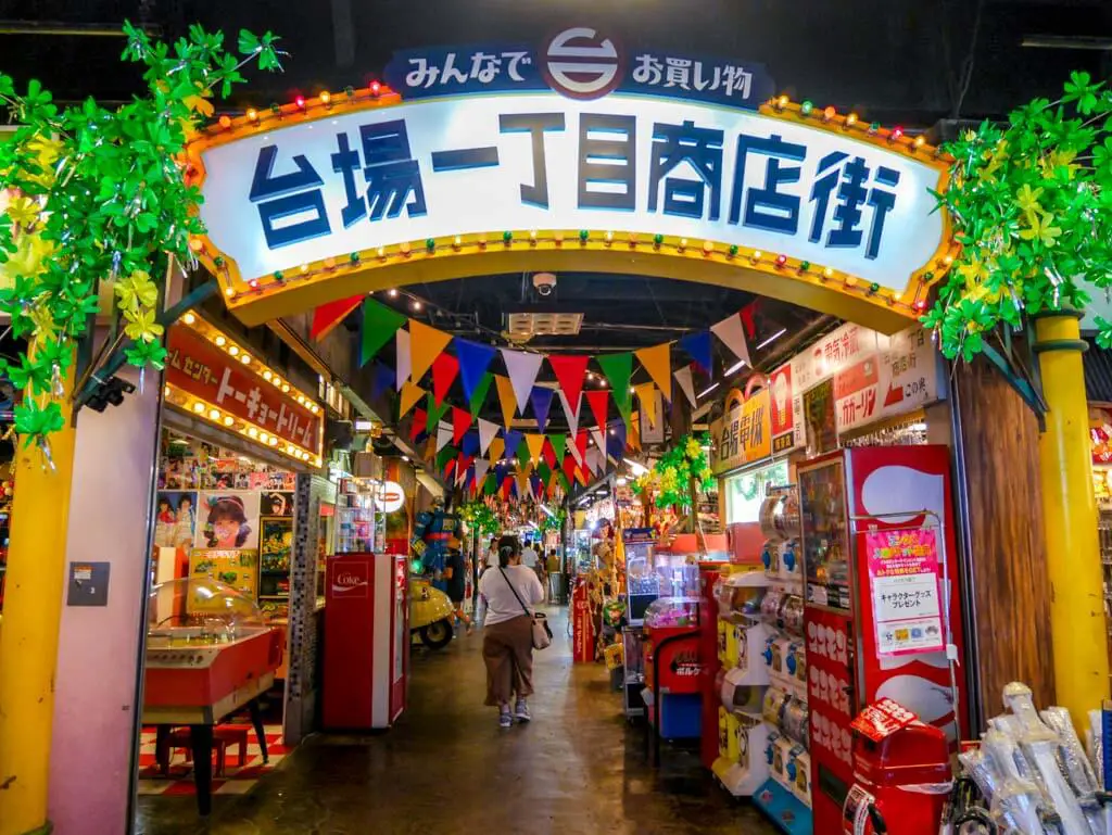 decks mall second floor odaiba tokyo_