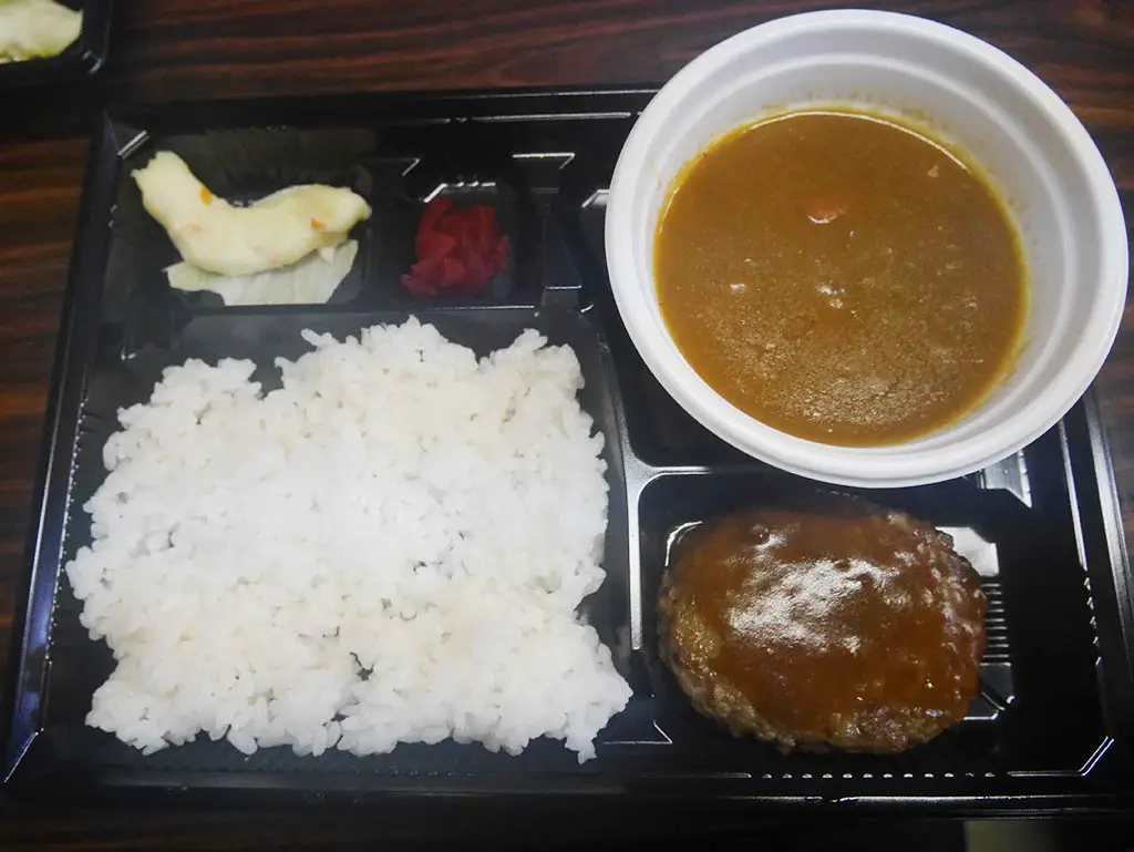 Dinner at Mount Fuji huts, Japan | Laugh Travel Eat