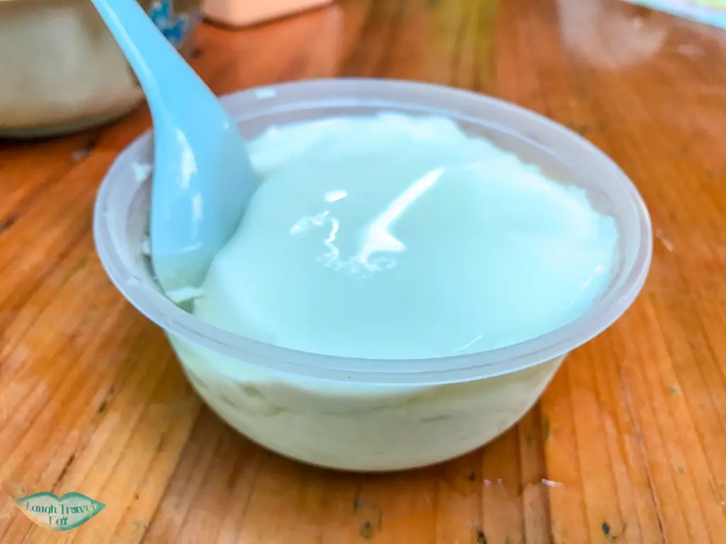 tofu fa tung ping chau hong kong - Laugh Travel Eat
