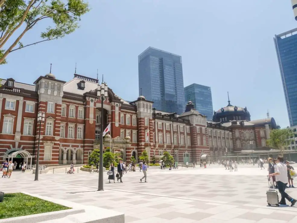 Tokyo station east entrance, tokyo | Laugh Travel Eat