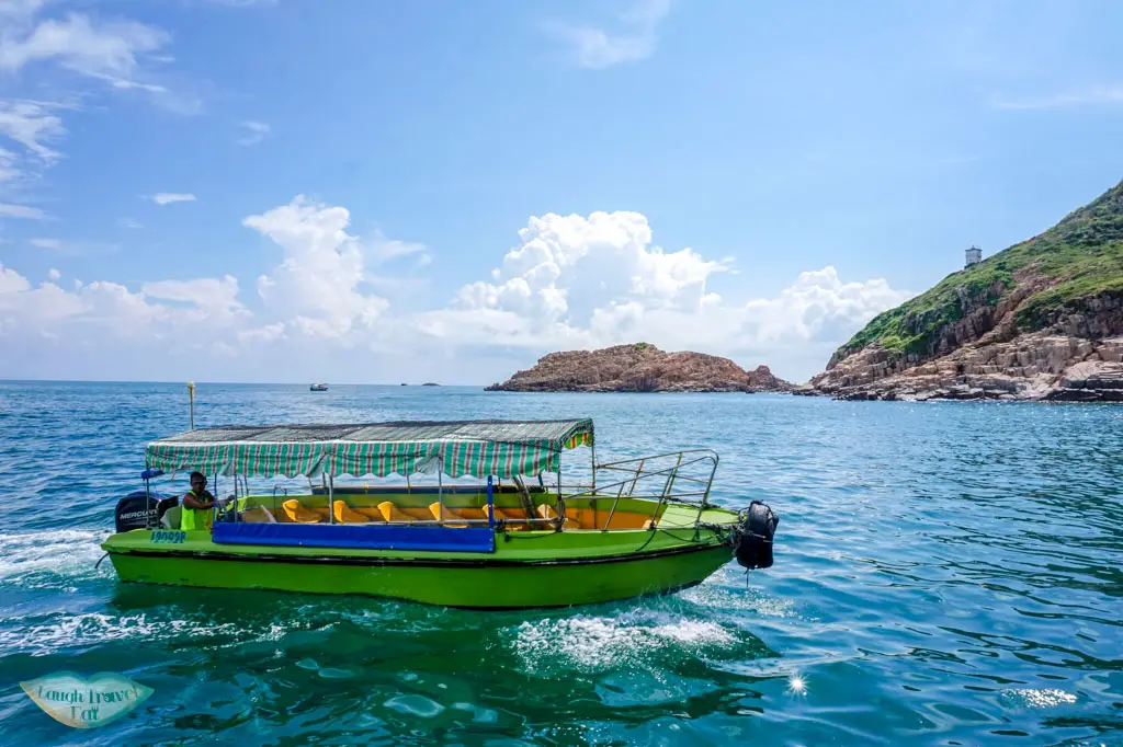 smaller boat for transport to ninepin island sai kung hong kong - Laugh Travel Eat