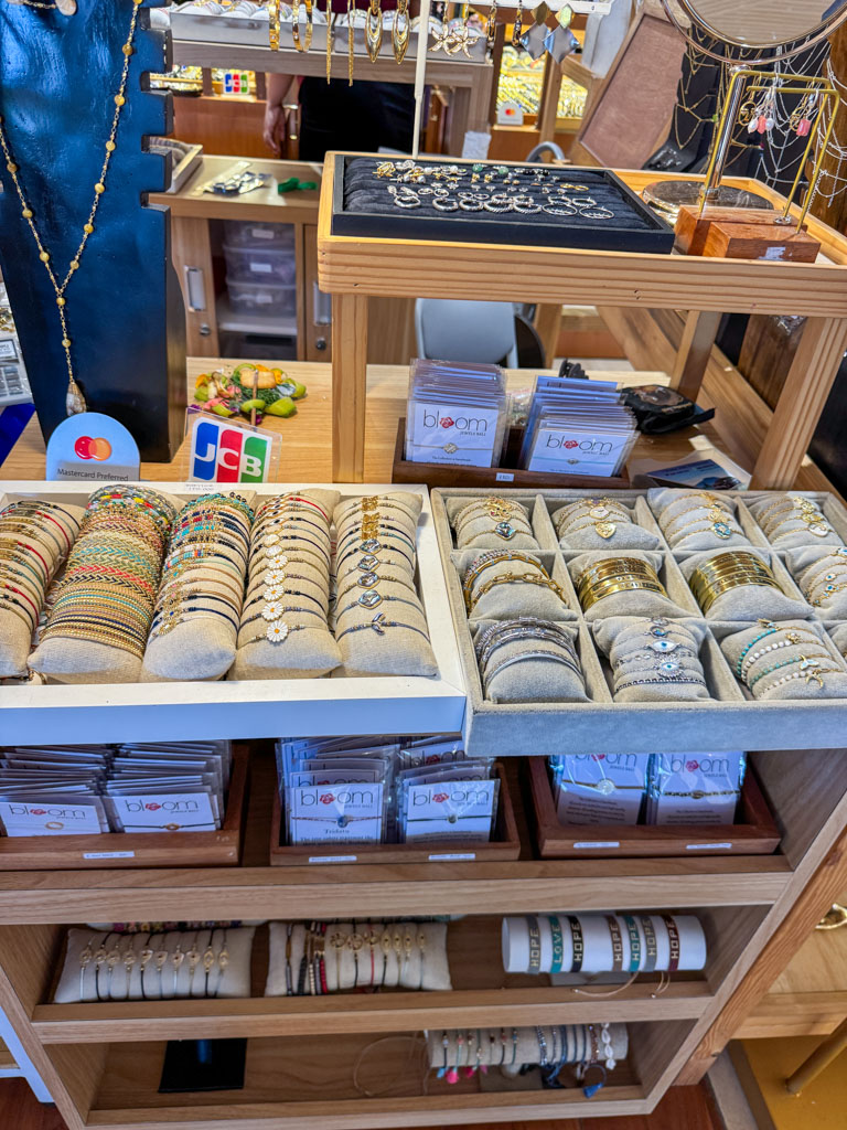 seminyak village seminyak bali _ laugh travel eat