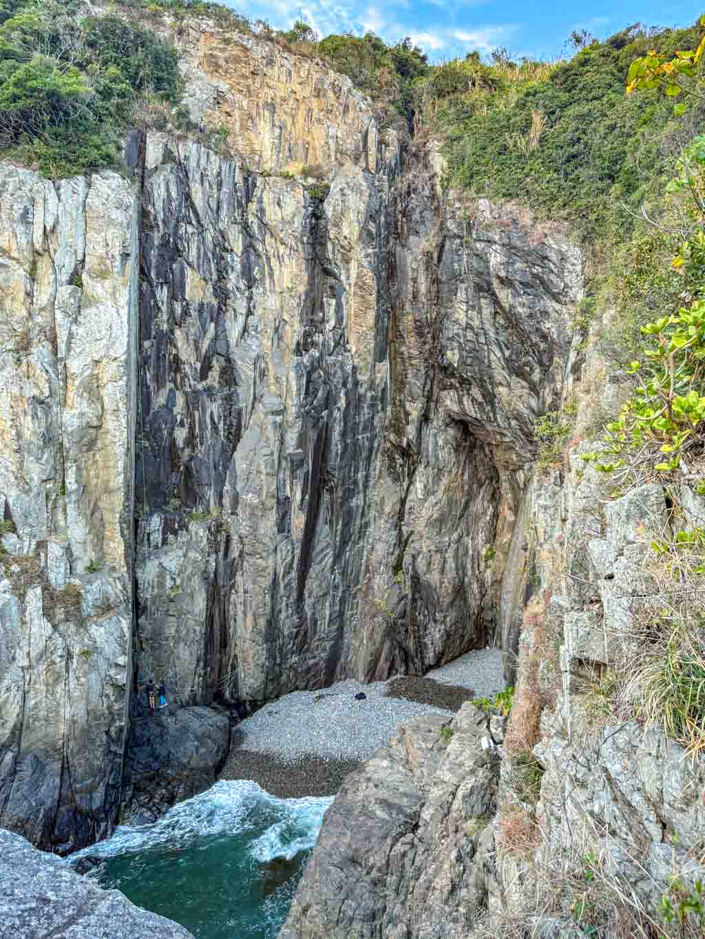 cape collinson battery hong kong island - laugh travel eat-2