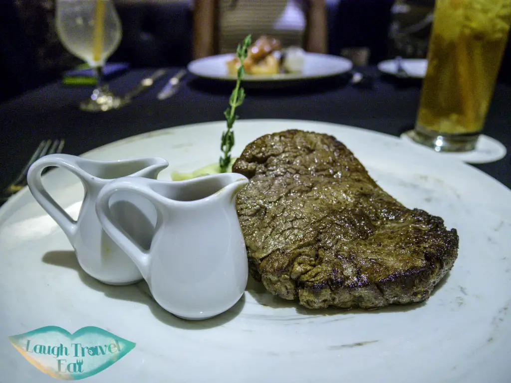 australian-beef-fillet-dinner-paradise-elegance-halong-bay-vietnam-laugh-travel-eat