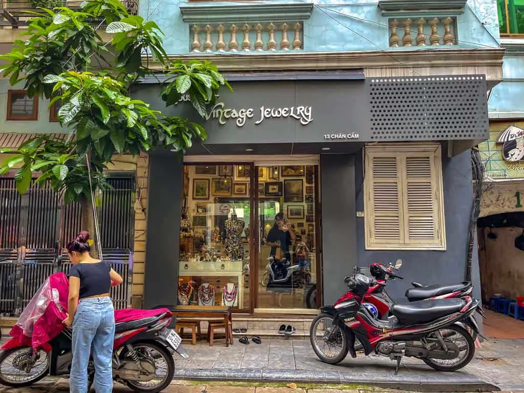 House of Vintage Jewelry hanoi Vietnam - laugh travel eat
