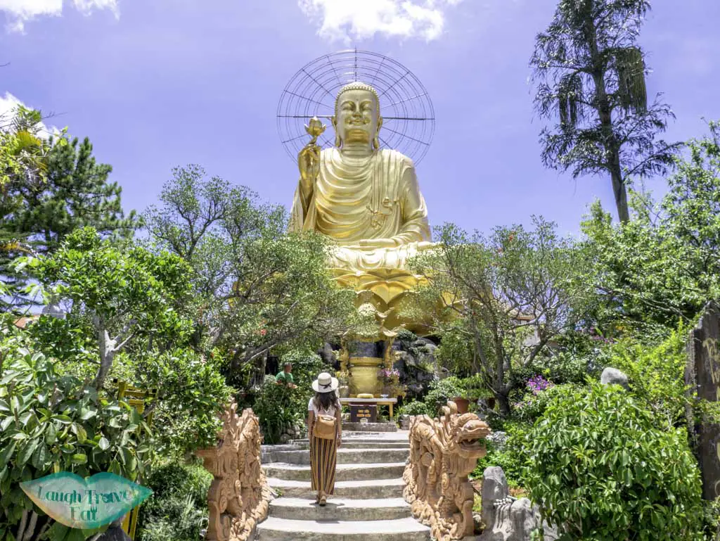 The-Statue-of-Gold-Buddha-at-Thien-Vien-van-Hanh-dalat-vietnam-laugh-travel-eat