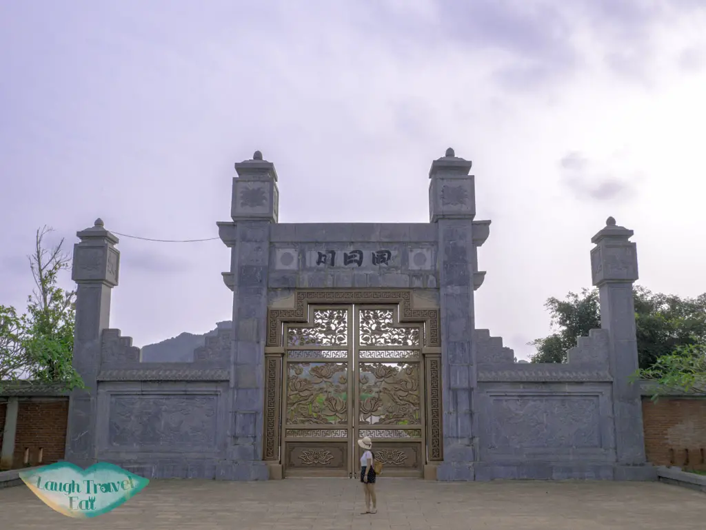 entrance-to-bai-dinh-pagoda-ninh-binh-vietnam-Laugh-Travel-Eat