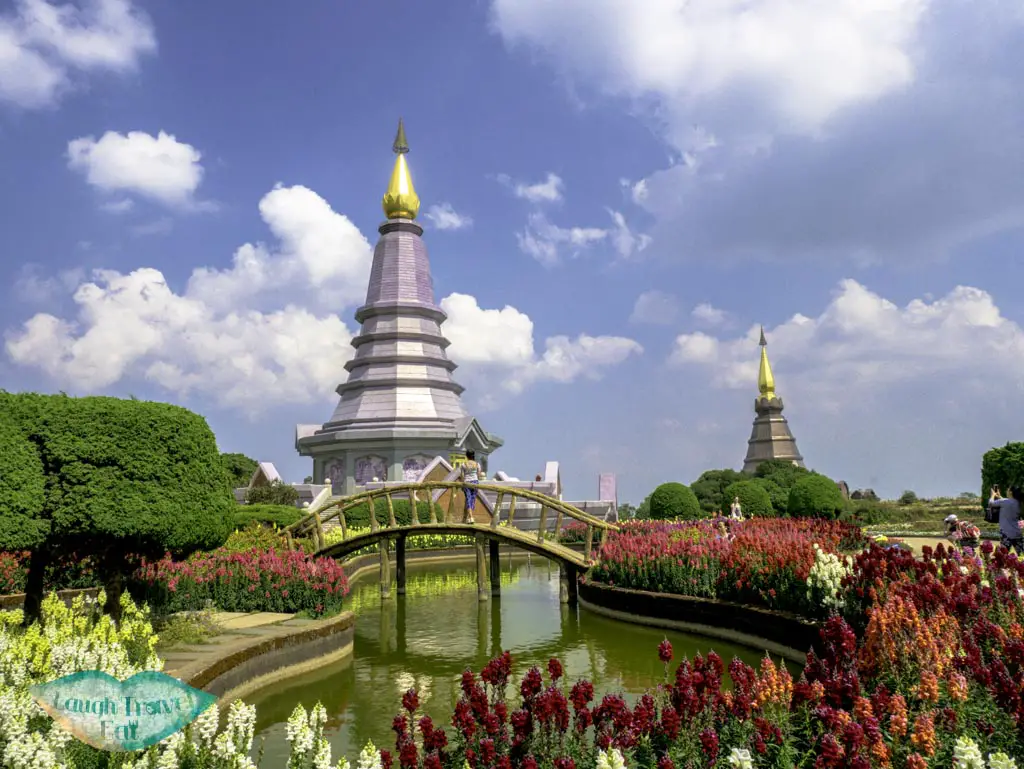 king-and-queen-pagoda-Doi-Inthanon-chiang-mai-thailand-laugh-travel-eat