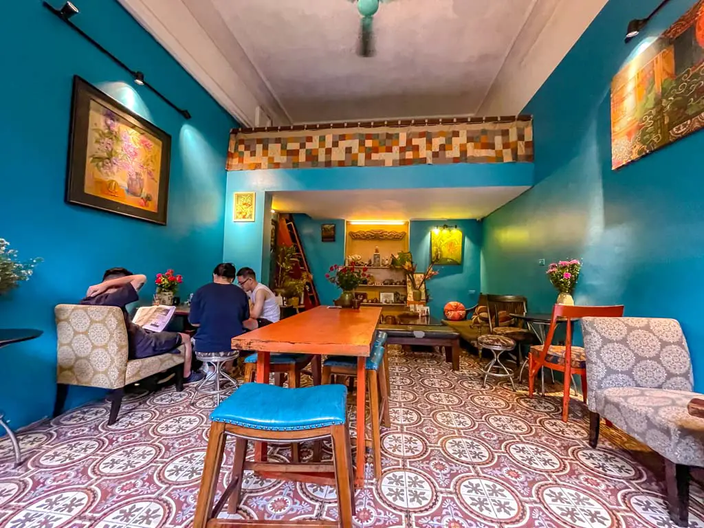 loading t cafe Hanoi Vietnam - laugh travel eat