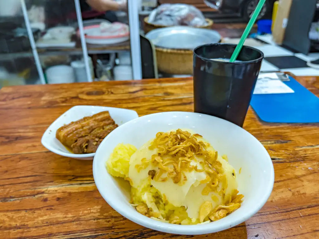 monk bean sticky rice with meat side dish xoi cat lam sticky rice Hanoi Vietnam - laugh travel eat
