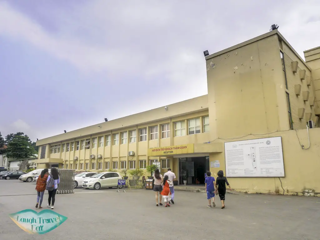 ticket-office-thang-long-citadel-hanoi-vietnam-laugh-travel-eat