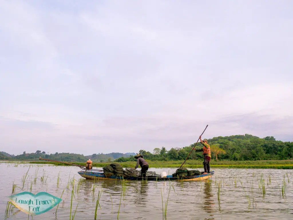 fishermen-lak-tented-camp-dak-lak-vietnam-laugh-travel-eat