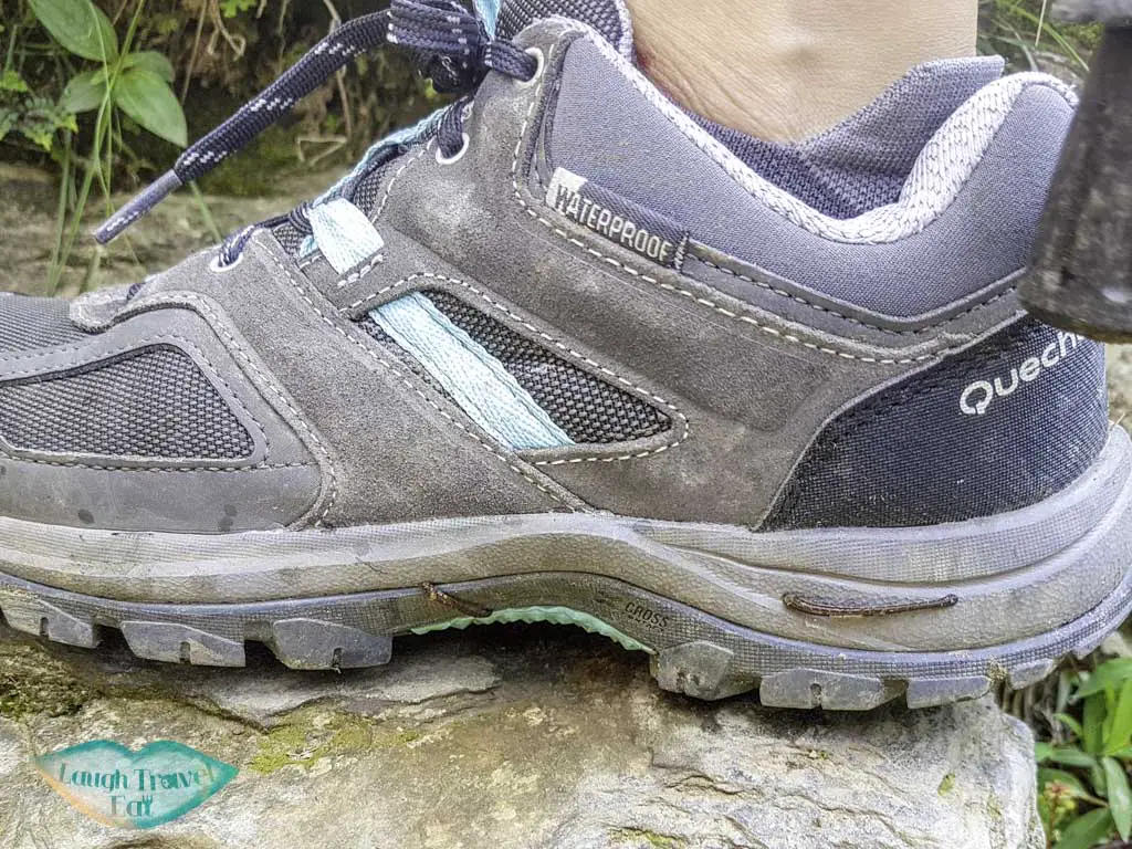 leeches-on-my-shoe-Poon-Hill-Trek-Annapurna-Conservation-Area-Nepal-laugh-travel-eat