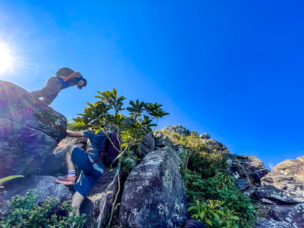 short cut straight to peak sheung sze wan trail start to high junk peak hong kong - laugh travel eat