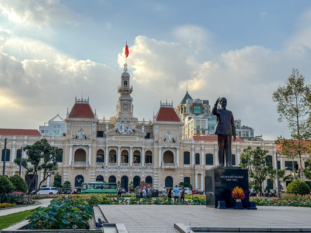 Bùng Binh Cây Liễu Ho Chi Minh City Vietnam _ laugh travel eat