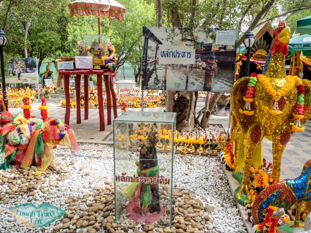 beheading-pillar-Pan-Tai-Norasingh-Shrine-bangkok-thailand-laugh-travel-eat