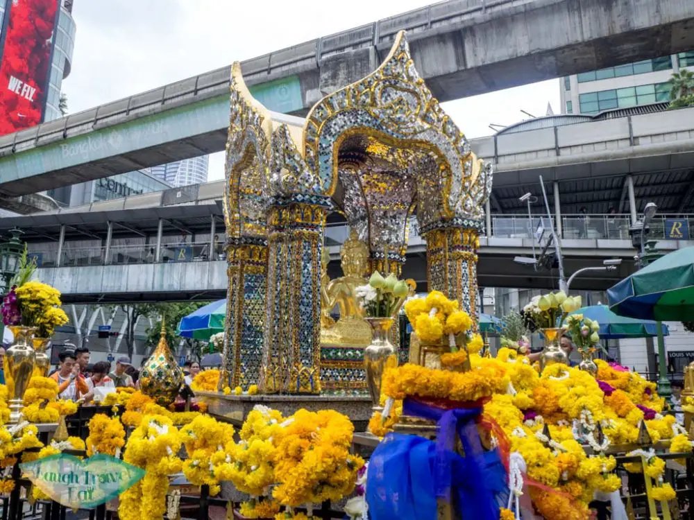 inside-Erawan-Shrine-bangkok-Thailand-laugh-travel-eat