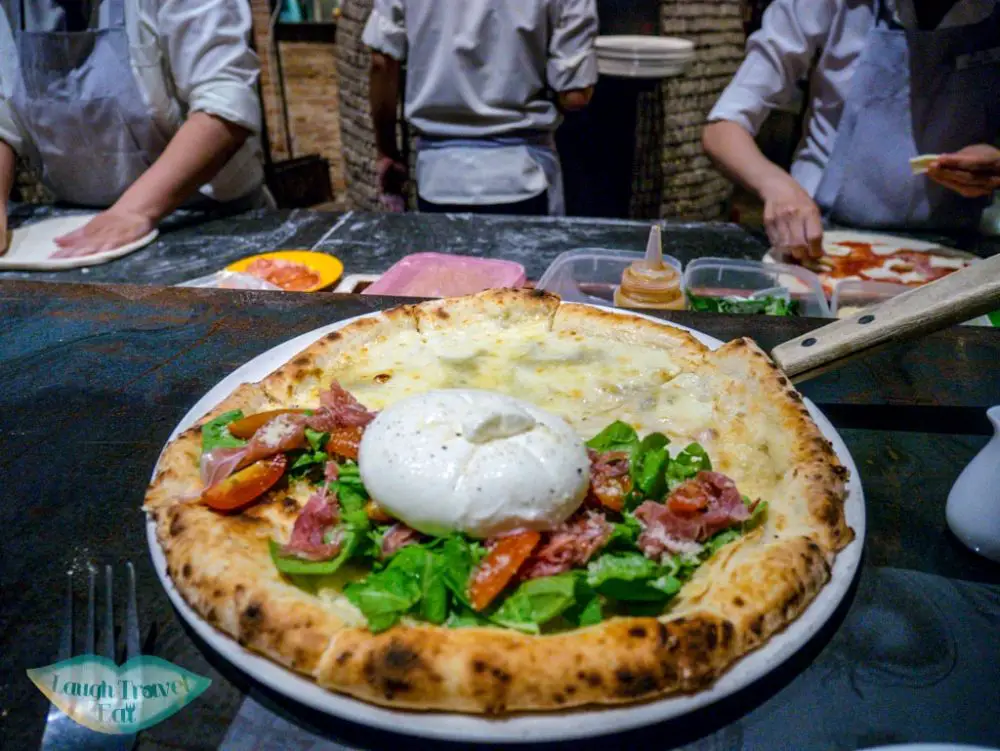 pizza-4p-ho-chi-minh-city-vietnam-laugh-travel-eat