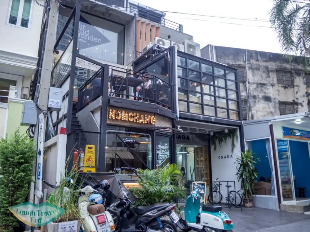sit-and-wonder-bangkok-Thailand-laugh-travel-eat