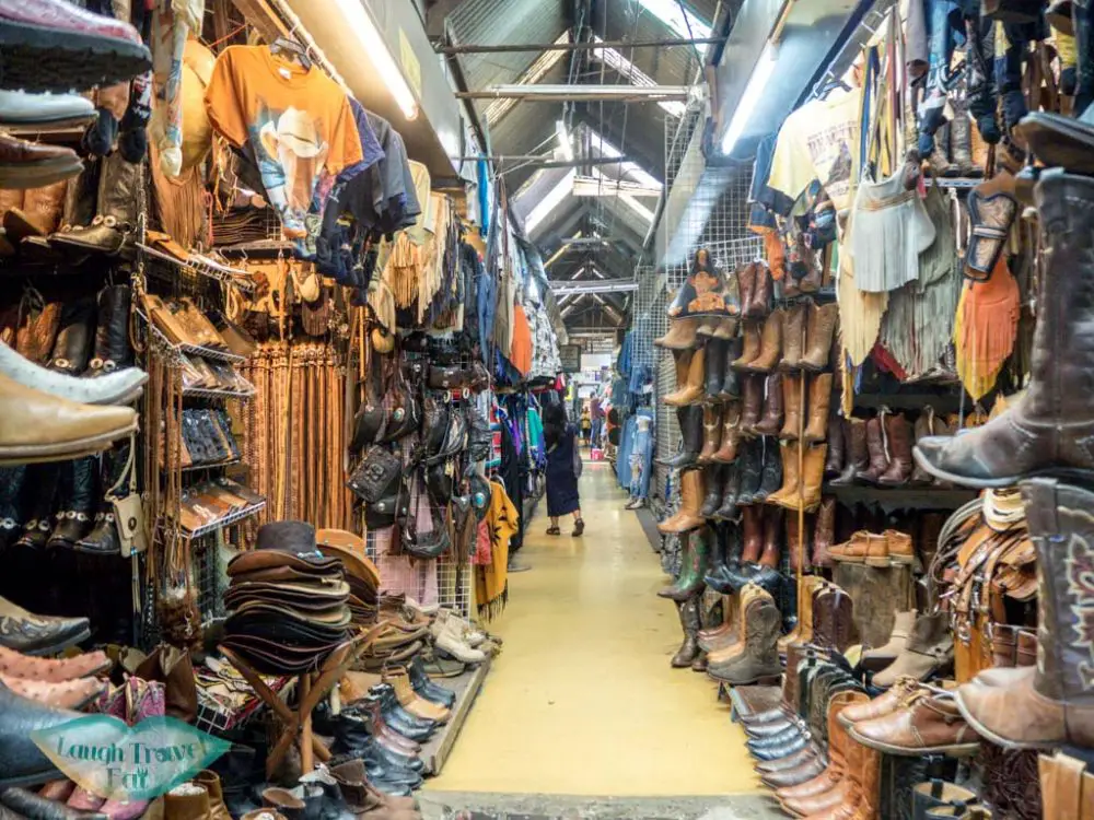 vintage-section-2-chatuchak-market-bangkok-Thailand-laugh-travel-eat