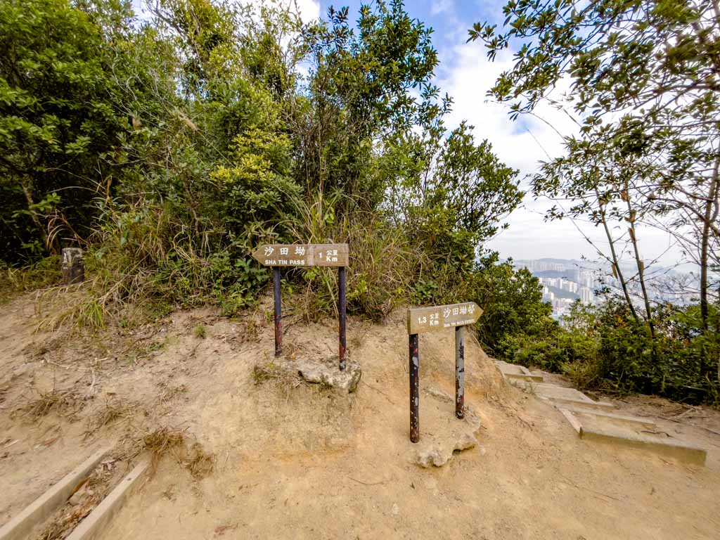 first junction shatin pass road up lion rock hike hong kong - laugh travel eat