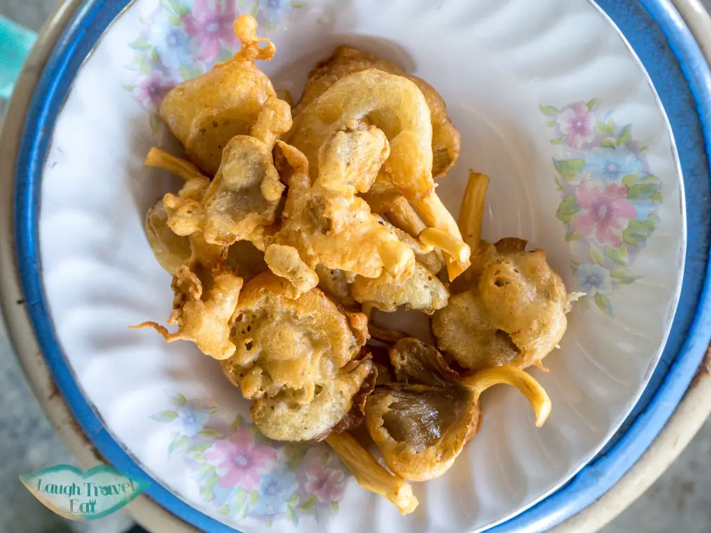 fried-mushroom-shrimp-farm-suphan-buri-thailand-laugh-travel-eat