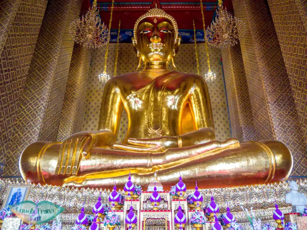 sam po kong Wat Kalayanamit Woramahawihan kudicin bangkok thailand - laugh travel eat