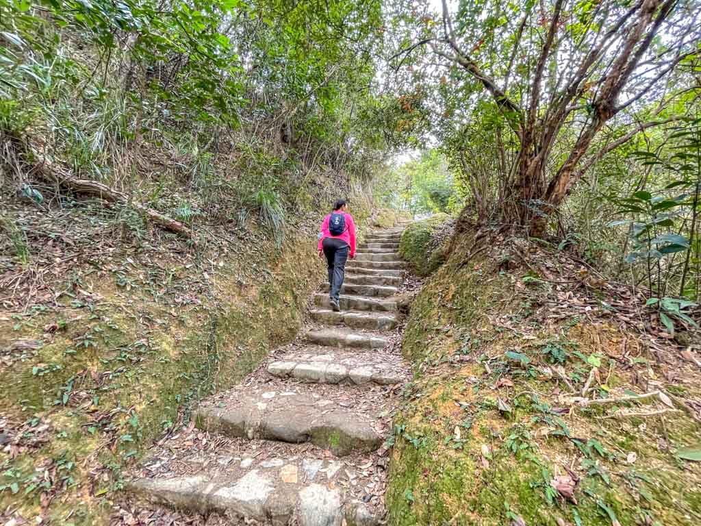 tsz sha ancient trail shui chuen o shatin hong kong - laugh travel eat